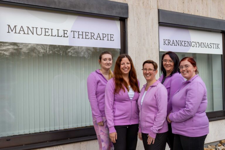 Zeigt das Team von der Physiopraxis Anja Hahn in Neuenmarkt.